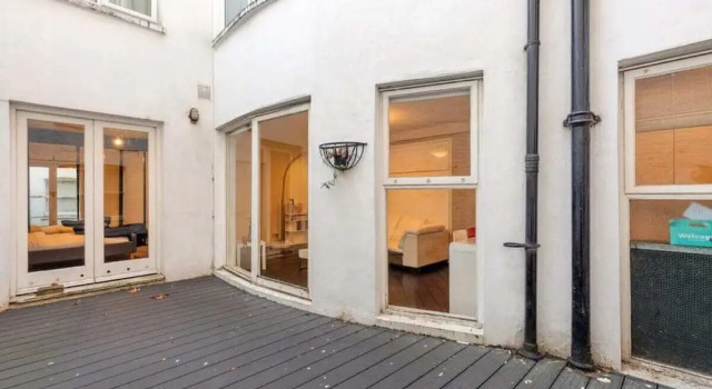Spacious 1 Bed Flat W/patio in Central London