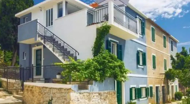 Holiday Home Klara, Забронировать Дом для отпуска Виллы Окрестностей Сплита, Вилла