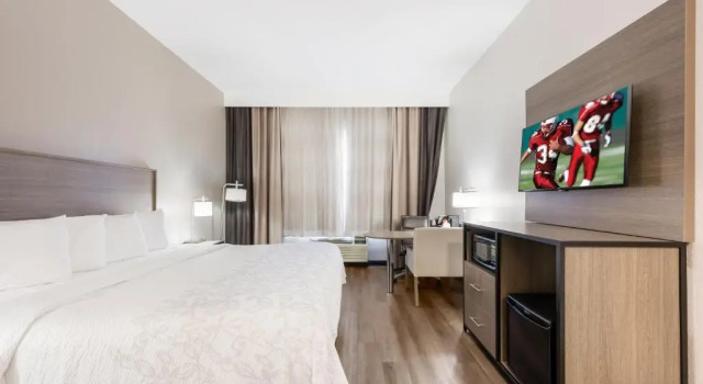 Номер Premium Red Roof Inn PLUS & Suites Birmingham - Bessemer