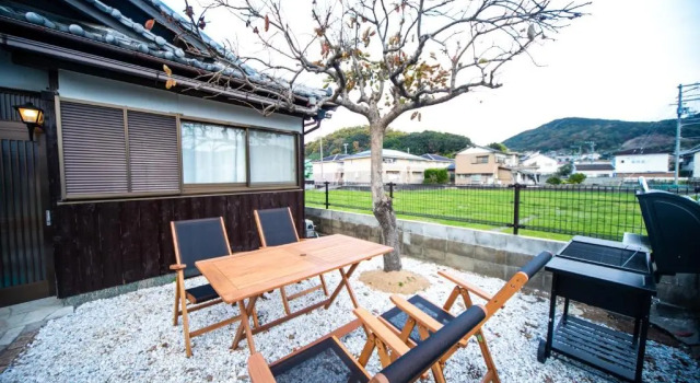 Коттедж Awaji egaosakuie in Sumoto
