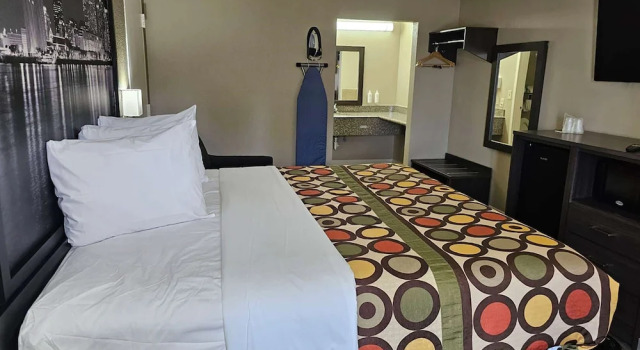 Двухместный номер Standard Super 8 by Wyndham Metairie