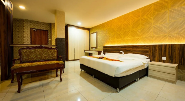 Люкс Luxury AB Inn Hotel
