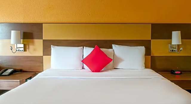 Номер Standard Scottish Inns & Suites Shenandoah Woodlands Mall