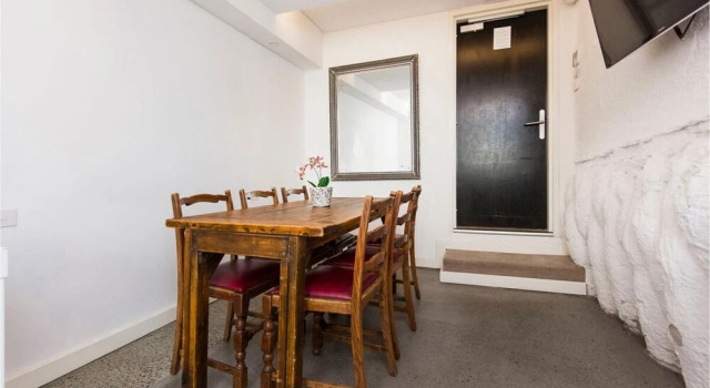 Stylish Room - Enjoy City Views on Rooftop Terrace, Забронировать Отель Отели Перта 3 звезды, рядом с Enex Perth, 3*