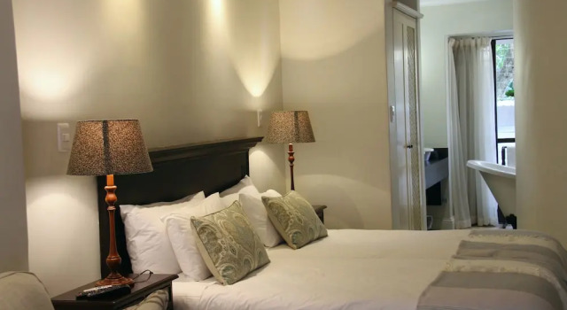Люкс Luxury Sheppard Boutique Hotel