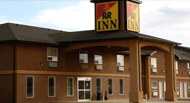 R & R Inn, Prenota Hotel Hotel a Alberta con parcheggio, Parcheggio