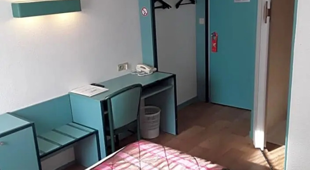 Номер Standard Le Relais de Voisins