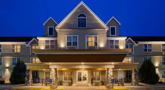 Двухместный люкс Sleep Inn & Suites near Spirit Mountain