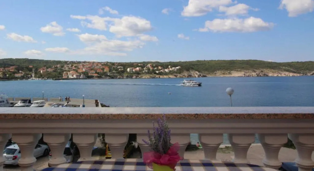 Апартаменты с видом на море Villa Tiha