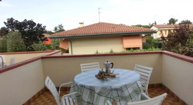 Апартаменты Cozy one bedroom apartment with pool and AC