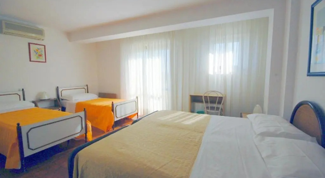 Четырёхместный номер Standard Hotel Maestrale
