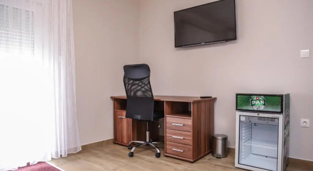 Двухместный номер Standard с балконом Hotel ZRINSKI