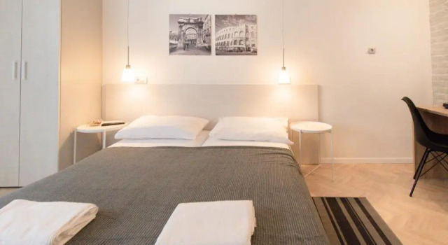 Old Town Pula Studio Apartments
