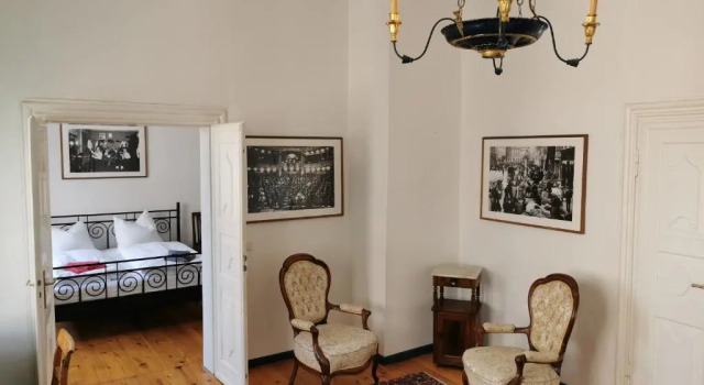 Altstadt Palais, Book Hotel Hotels in Weimar with Parking, near Goethe’s Home with Goethe National Museum, Parking