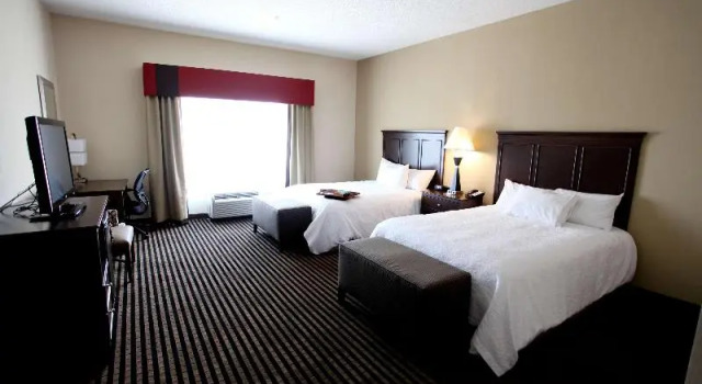 Standard Sechser Zimmer Hampton Inn - Atmore