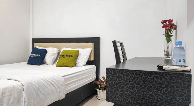 Urbanview Hotel Syariah Near Rsia Annisa Jelutung Jambi, Rezerwuj Hotel Sultan Thaha Airport Sumatra