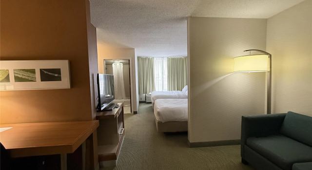 Четырёхместный номер Standard The Peoria Hotel, SureStay Collection by Best Western