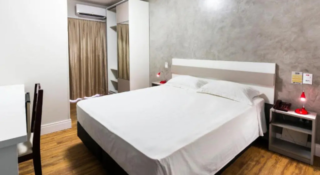 Двухместный номер Standard H Hotel