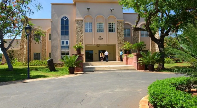 Ledger Plaza Bahari Beach, Buchen Sie Hotel Kunduchi Daressalam