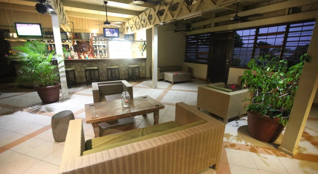 Coconut Palms Resort & Diamond Casino, Đặt Khu nghỉ dưỡng Port Vila 