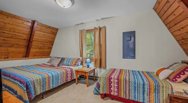 Cozy and Quaint, Buchen Sie Ferienhaus Berkeley Springs West Virginia