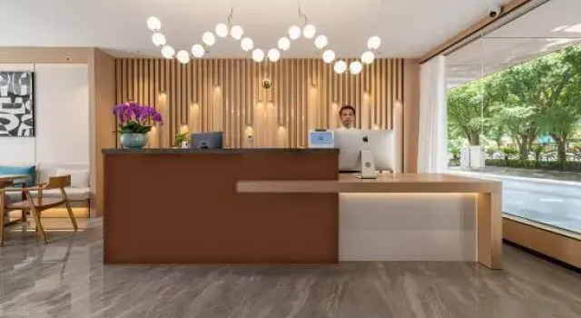 Jinyue Intelligent Hotel (seven star park Branch)