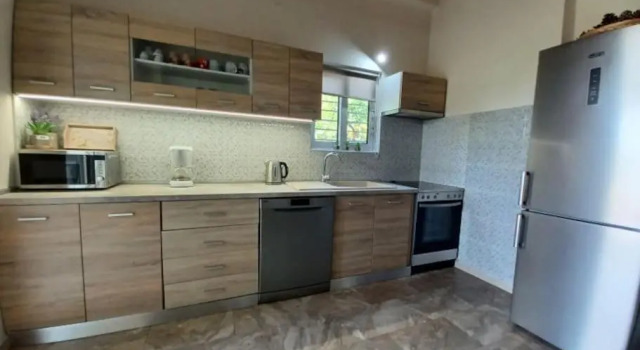 Seaside house for 8 close to Olympia & the beach, Prenota Hotel Hotel a Peloponneso con parcheggio, Parcheggio