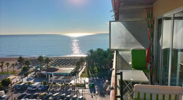 Апартаменты APARTAMENTO 1ª LINEA PLAYA GARAJE PISCINAS TERRAZA