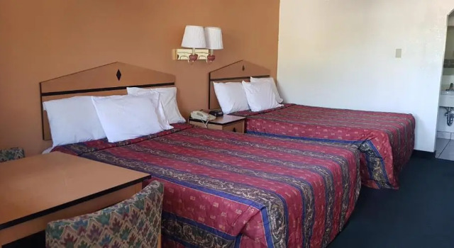 Номер Business Night Inn