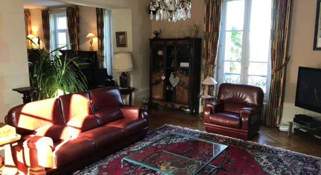 Chateau la Pierre Levée, Rezerwuj Hotel La Gaubretière 