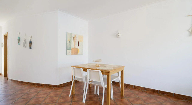 Family Holiday Apartment - Centrally Located - Vale de Parra