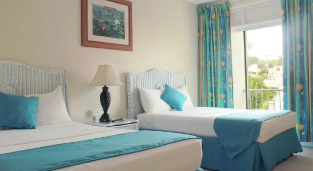 Time Out Hotel, Prenota Hotel St. Lawrence Gap Christ Church