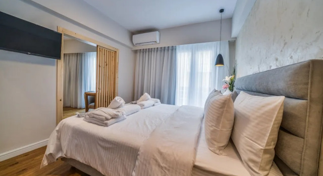Трёхместный номер Standard с балконом A.P. Acropolis View Apartments