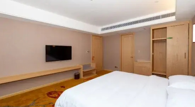 Люкс Deluxe Vienna International Hotel