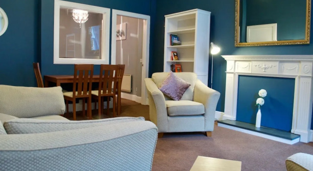 2 Bedroom Abbeyhill Apartment, Забронировать Апартаменты/квартира Апартаменты Эдинбурга, рядом с Холирудское абатство, Апартаменты/квартира