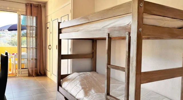 Appartement Le Lavandou, 1 pièce, 4 personnes - FR-1-251-398