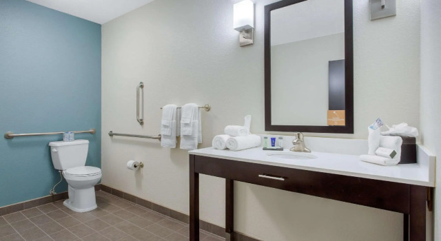Двухместный люкс Sleep Inn & Suites Monroe - Woodbury