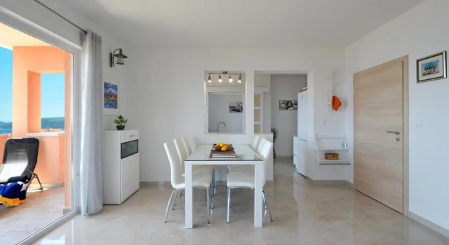 Apartment Elza