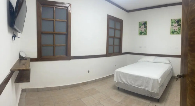 La Tribu  Hostel