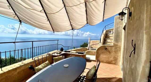 Casa vacanze A lea lua, Buchen Sie Hotel Finale Ligure Palmenriviera