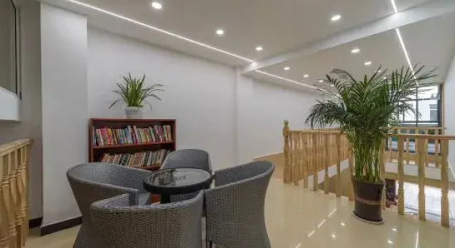 Mingde Hostel, Prenota Ostello Hotel a Lijiang con piscina, Piscina