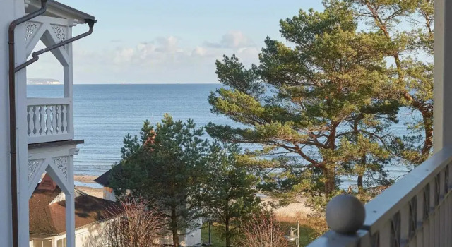 Appartementhaus "Atlantic" F651 WG 6 mit Balkon und seitlichem Meerblick