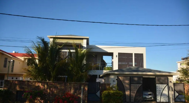 Sahdev Gohin Villa, Boek Villa Albion Mauritius West Coast