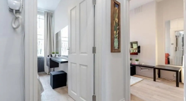 Stunning 1-bed Apartment in London, Varaa Huoneisto Asunnot kohteessa Merseyside, Huoneisto