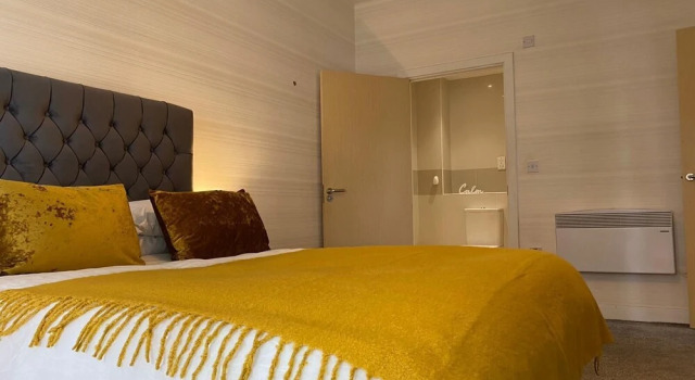 Riverside getaway 2 Bedroom, Забронировать Отель Бизнес-отели Англии, 4* 5*