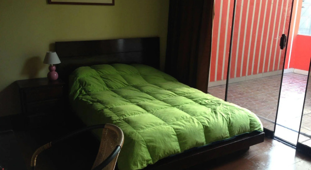 Hostal Alpes Lima, Забронировать Отель Отели в центре Мирафлореса, в центре