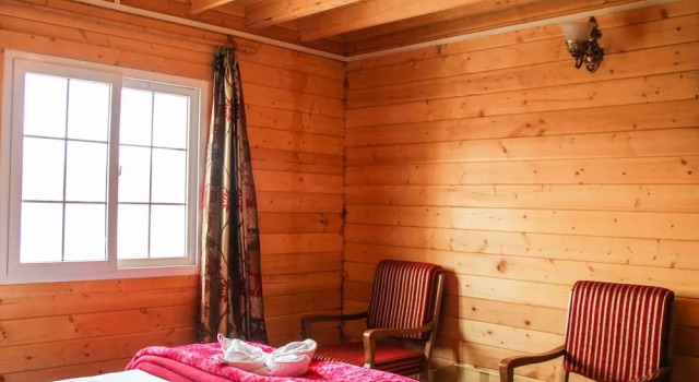 Alpine Huts, Забронировать Отель Спангмик 