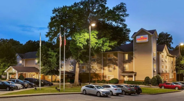 Hawthorn Suites by Wyndham Columbus Fort Benning, Boek Hotel Hotels in Georgia met ontbijt, Ontbijt