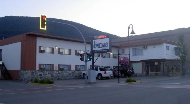 Downtowner Motor Inn