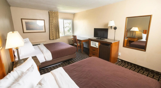 FairBridge Inn & Suites - Lewiston, Забронировать Отель Льюистон Lewis-Clark Valley, рядом с St. Joseph Regional Medical Center